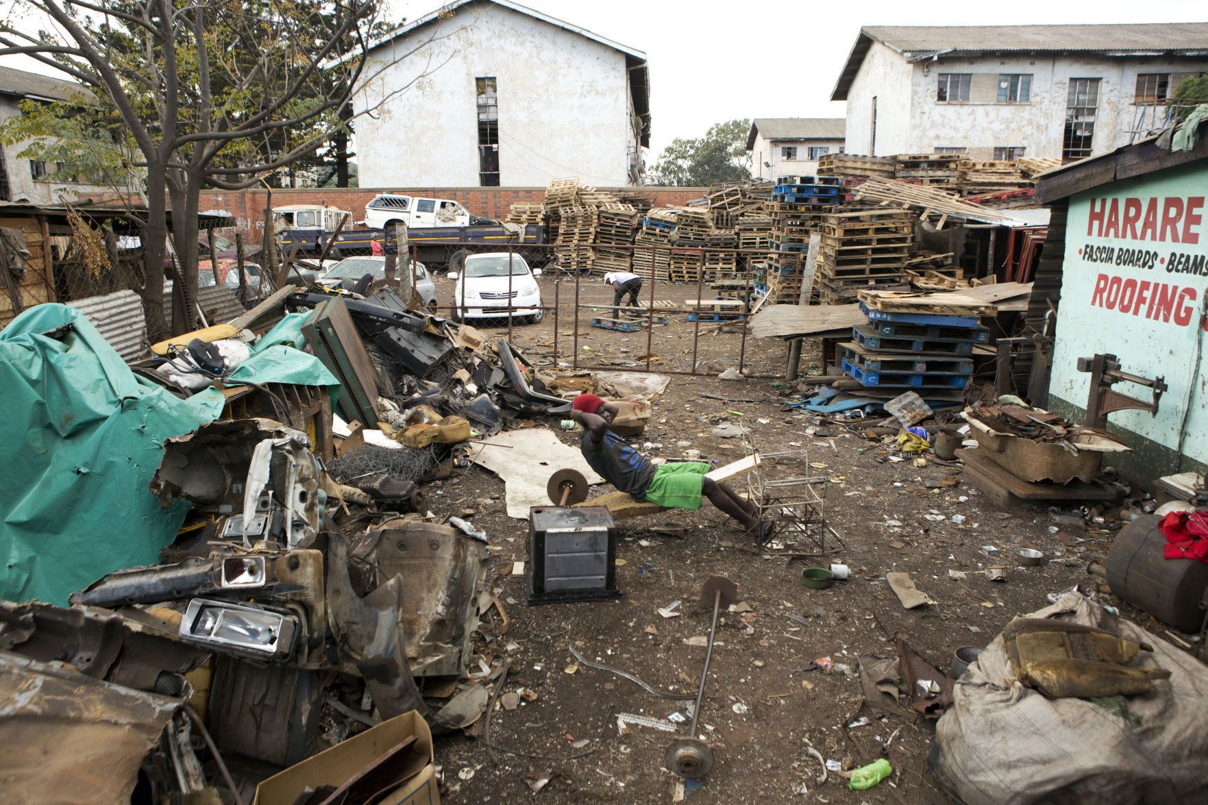 APTOPIX Virus Outbreak Zimbabwe